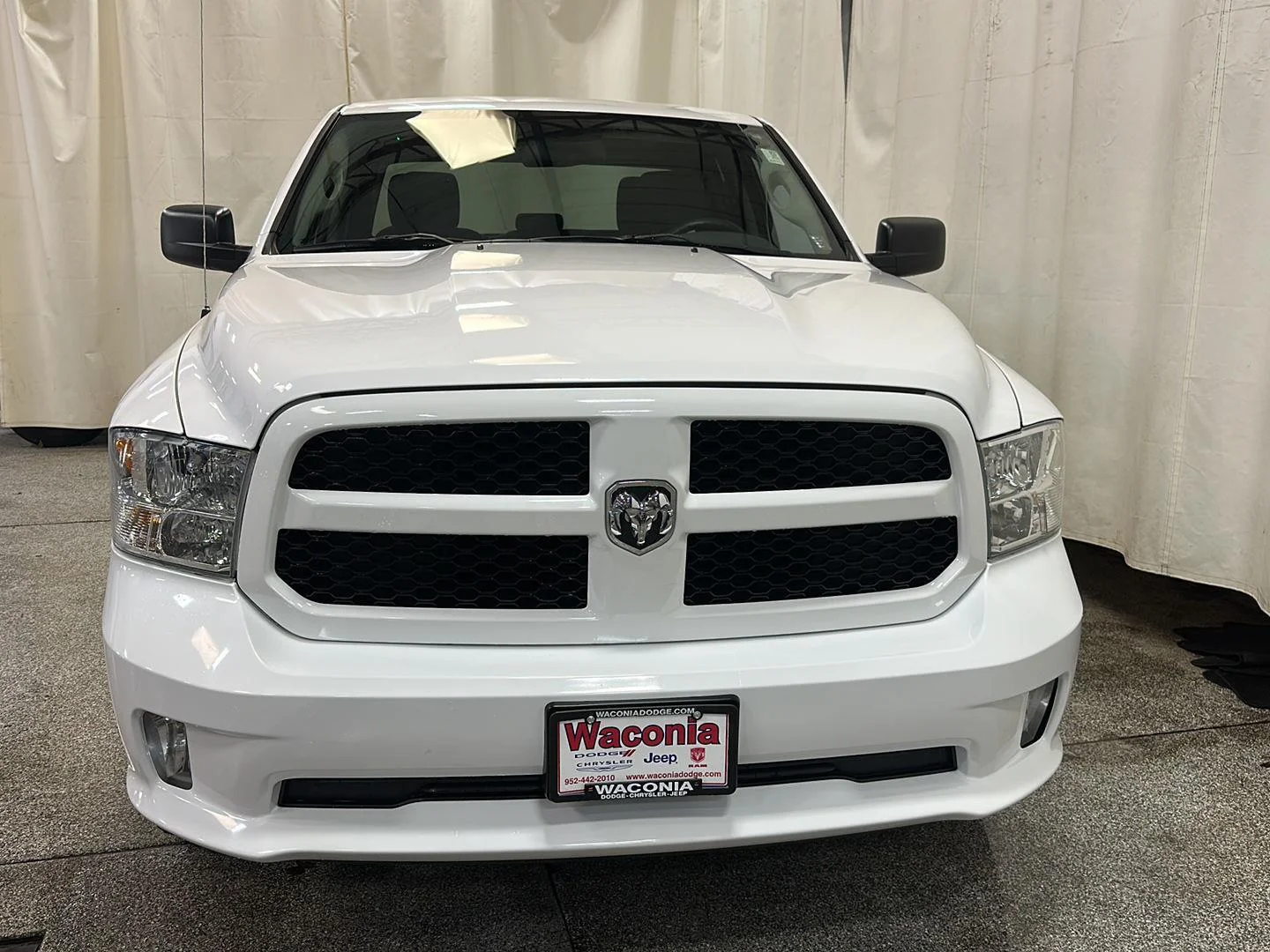 Used 2016 Bright White Clearcoat Ram Express image 8