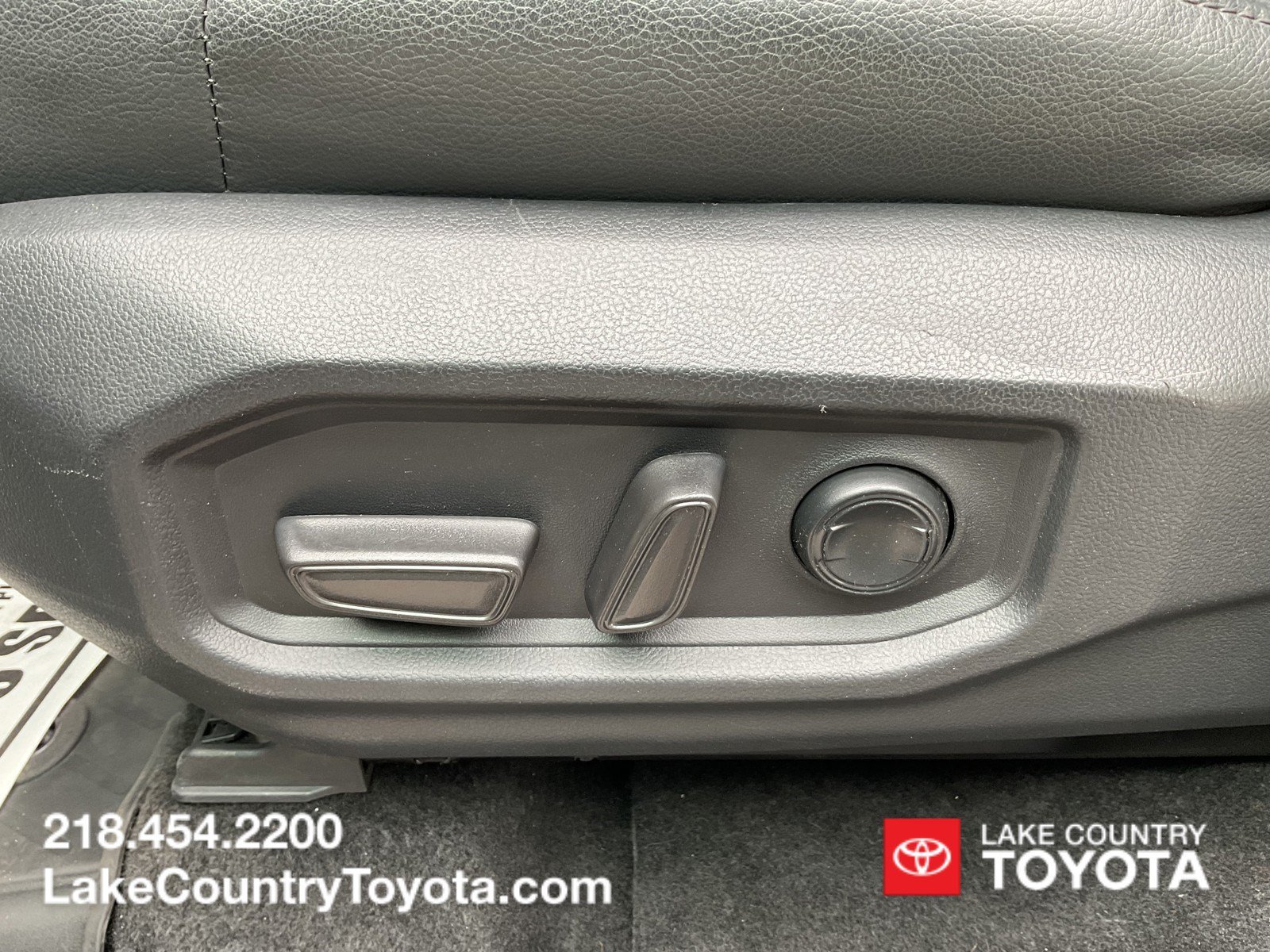 Used 2023 Lunar Rock Toyota Limited image 22