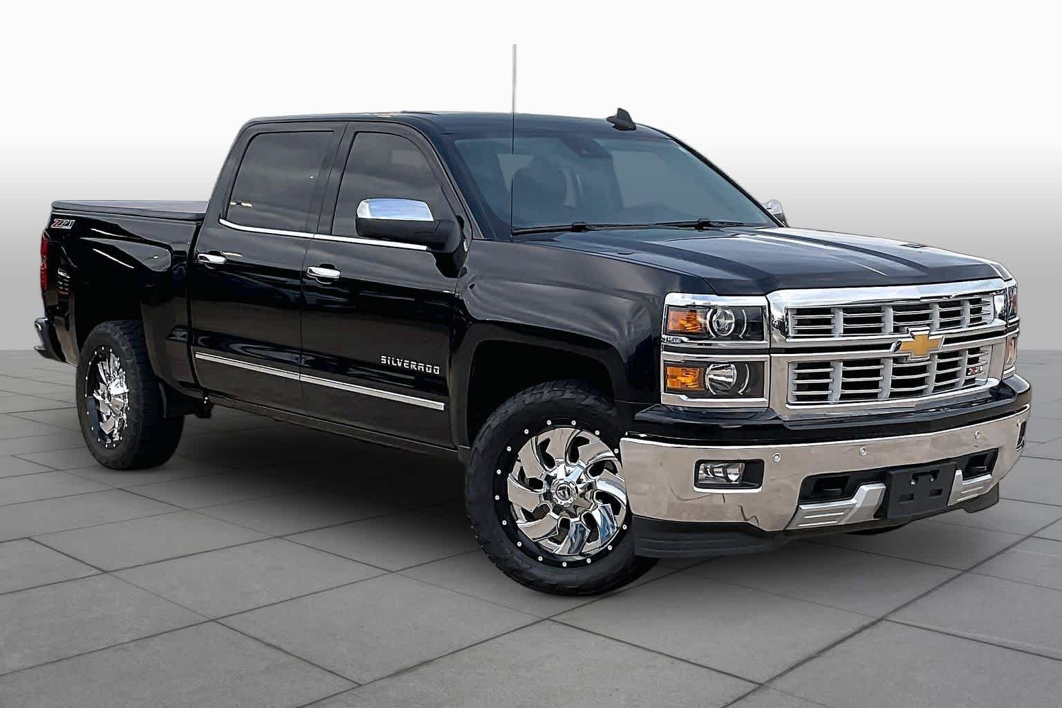 Used 2015 Black Chevrolet LTZ image 2