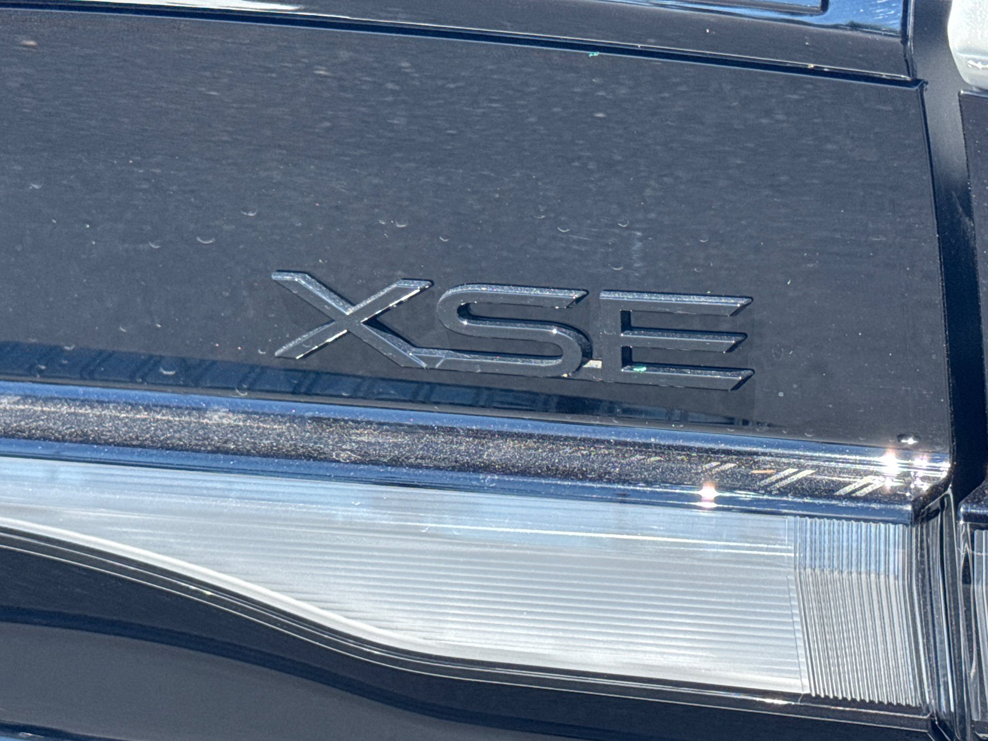 New 2026 Wind Chill Pearl <sup>1</sup> Toyota  XSE image 12