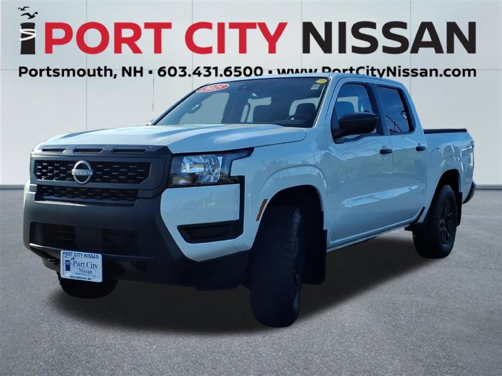 Used 2025 Glacier White Nissan S v6 w/intelligent cruise control & apple car play image 32