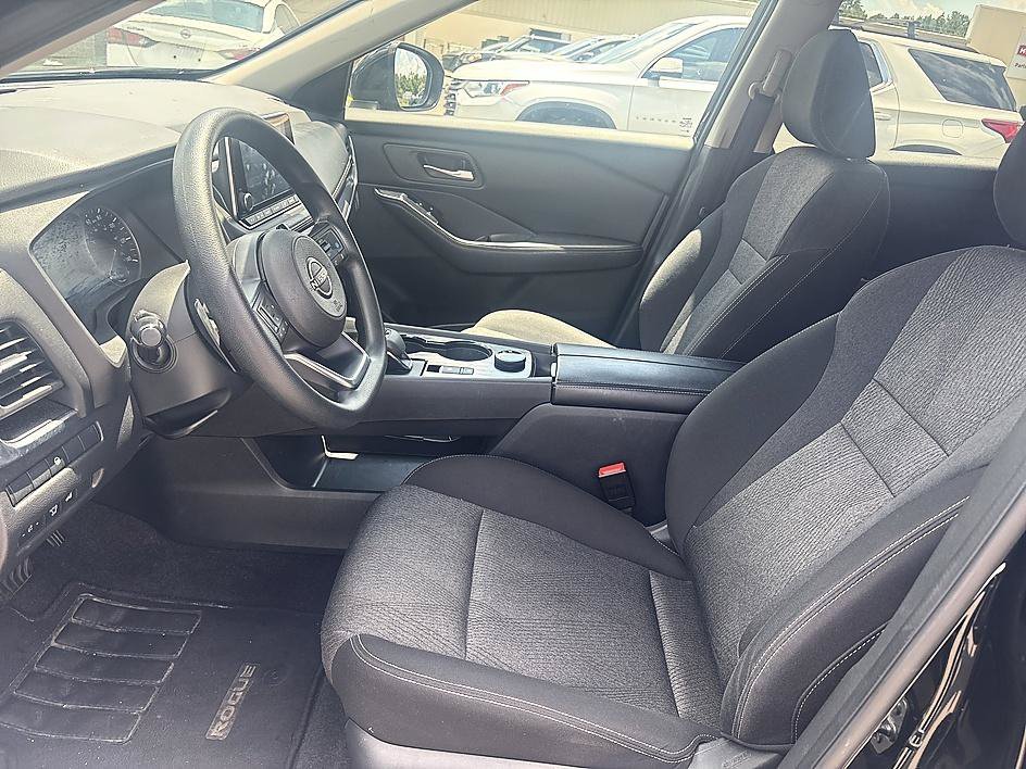 Used 2024 Super Black Nissan SV image 13