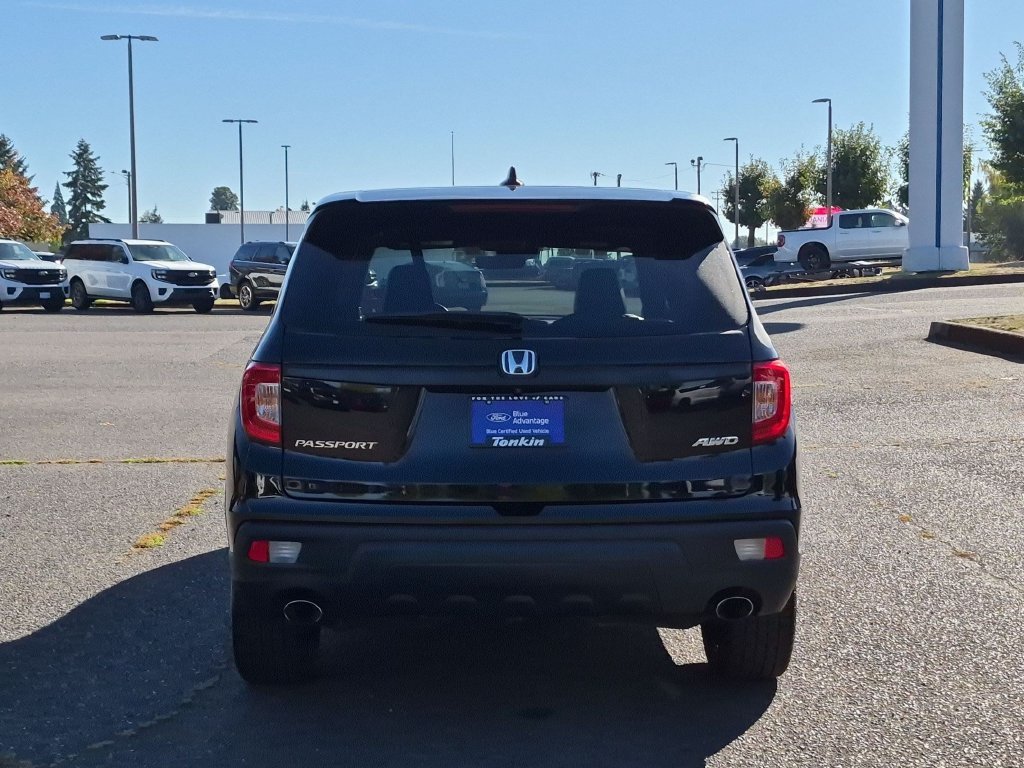 Certified Used 2019 Black Honda EX-L image 5