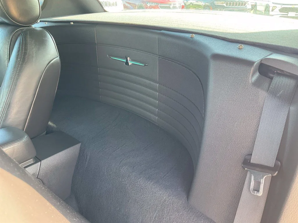 Used 2002 White Ford Base image 21
