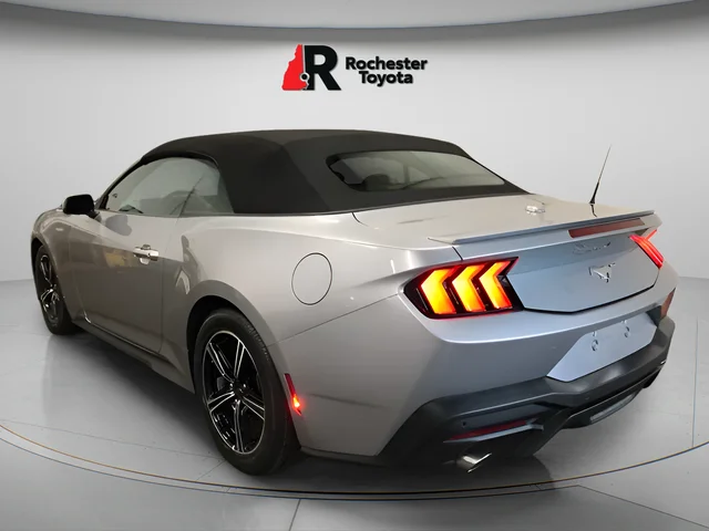 Used 2025 Silver Ford EcoBoost Premium image 5