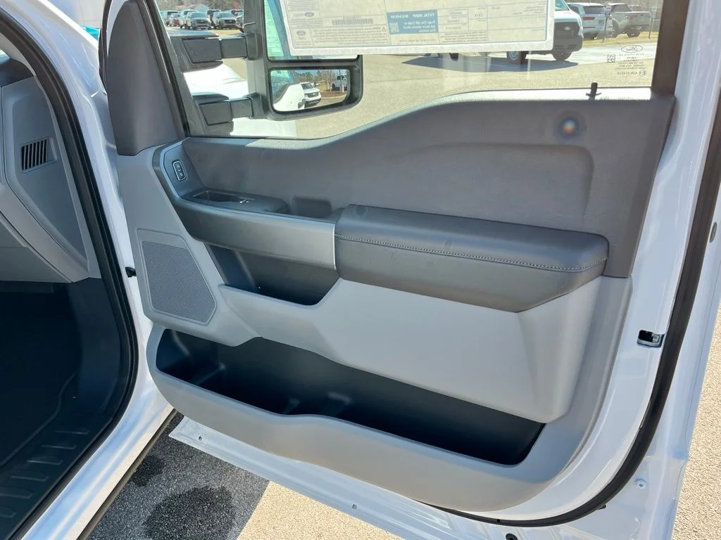 New 2026 White Ford XL image 9