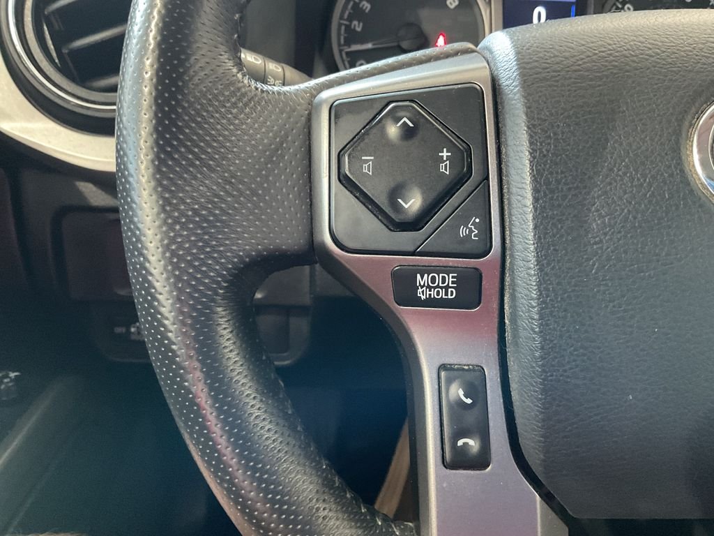 Used 2019 Gray Toyota SR5 image 18