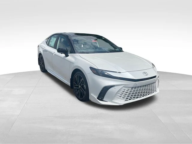 New 2026 Wind Chill Pearl w/Midnight Black Metallic Roof Toyota XSE image 7