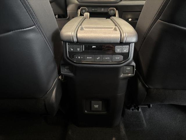 Certified Used 2026 PLATINUM WHITE PEARL MC. Toyota  image 21