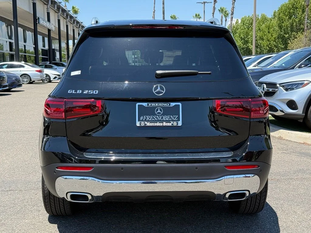 New 2026 Black Mercedes-Benz GLB 250 image 15