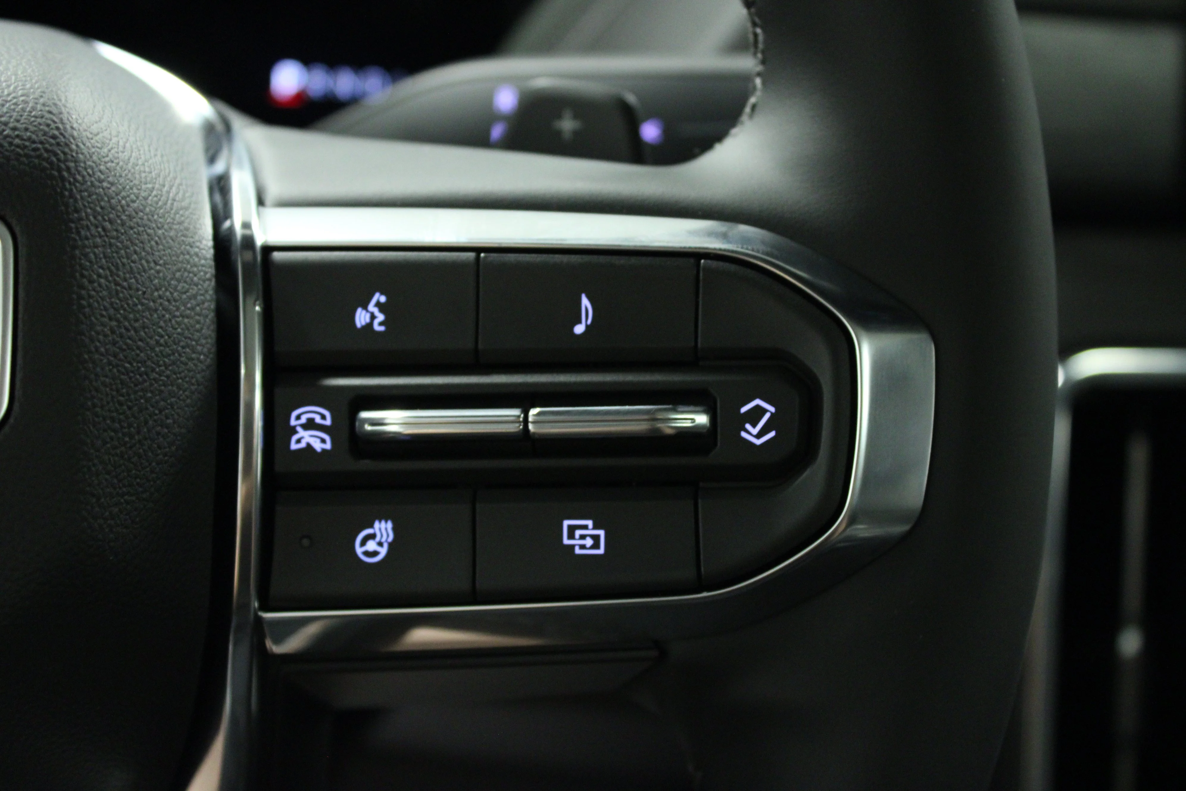 New 2026 Titanium Rush Metallic GMC Denali image 23
