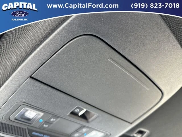 Used 2023 Blue Ford XLT image 31