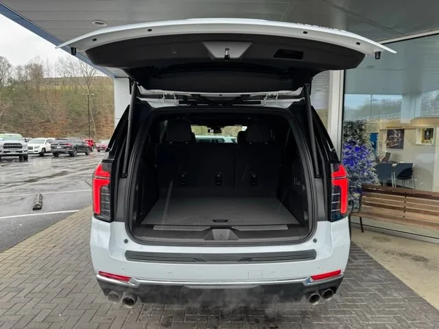 2026 Chevrolet Suburban Premier - Photo 9