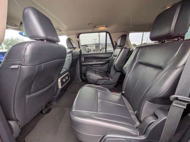 Used 2024 Black Metallic Ford XLT image 17