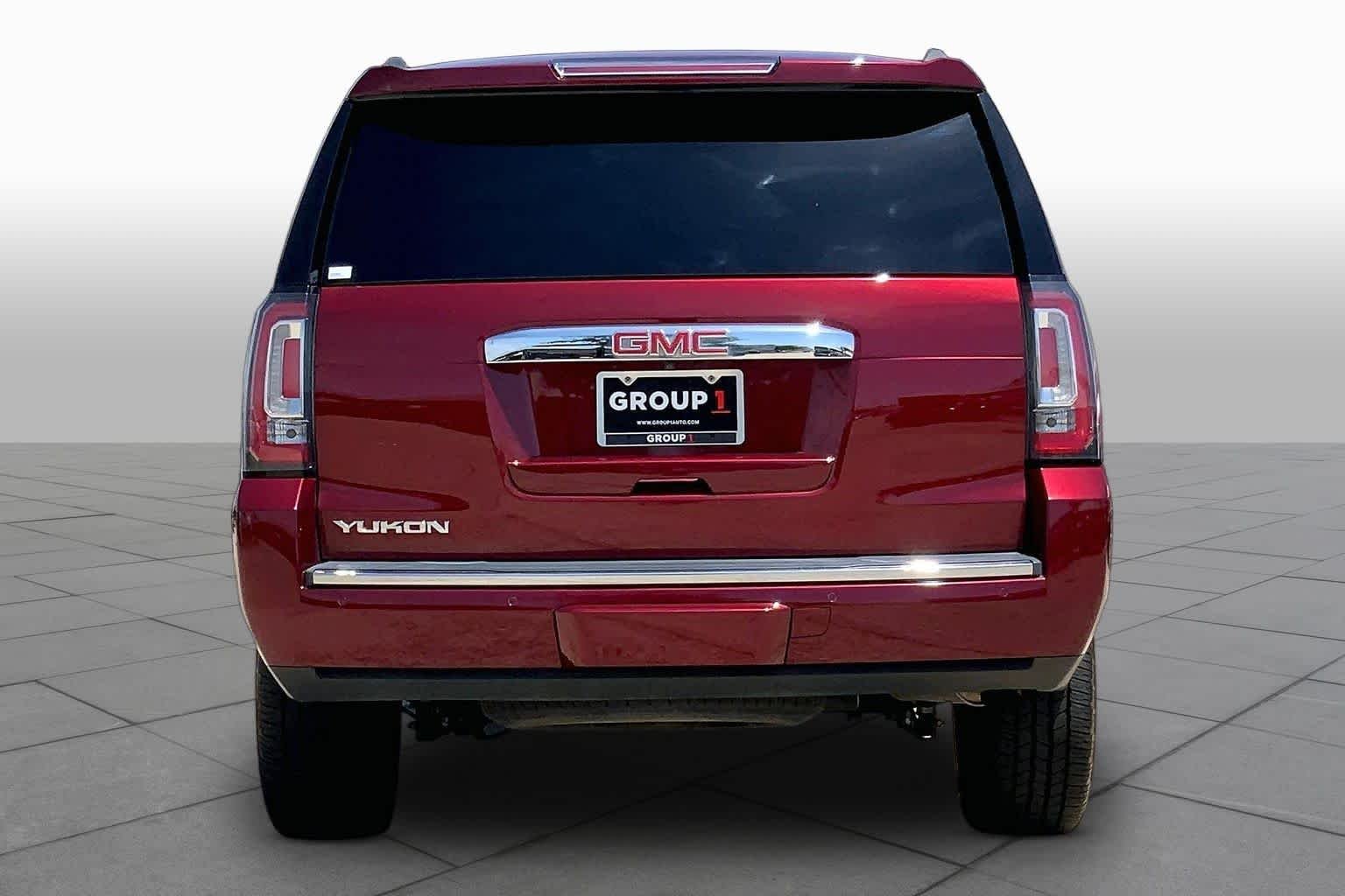 Used 2018 Crimson Red Tintcoat GMC Denali image 5