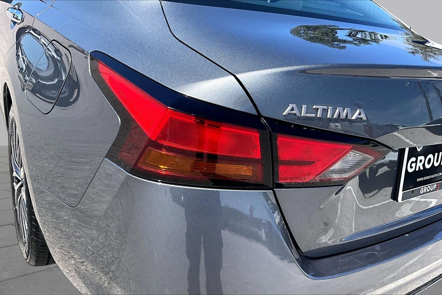 2025 Nissan Altima SV - Photo 29