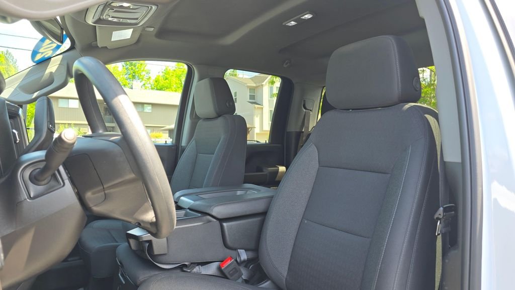 Used 2025 Summit White Chevrolet Custom image 23