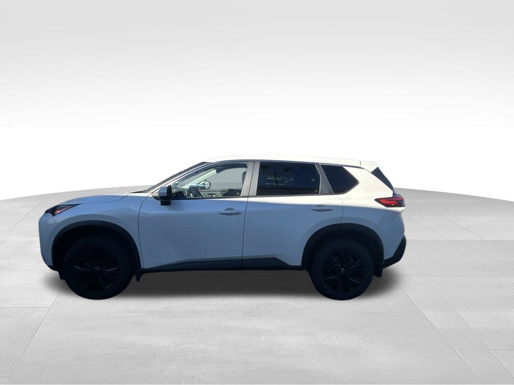 Used 2023 White Nissan SV image 2