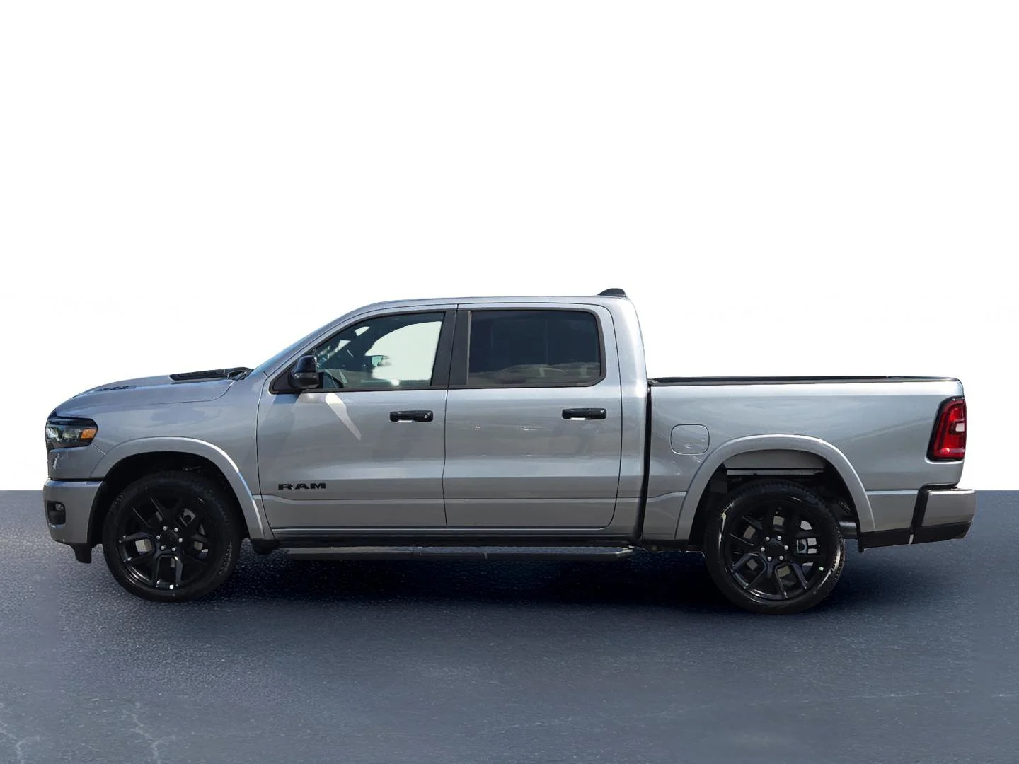 2026 RAM 1500 Laramie - Photo 13