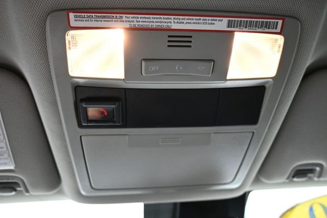 Used 2020 White Toyota SR image 31