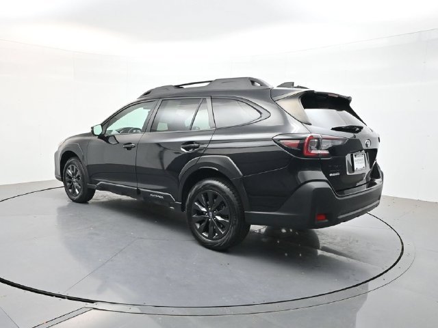 Used 2023 Crystal Black Silica Subaru Onyx Edition image 5