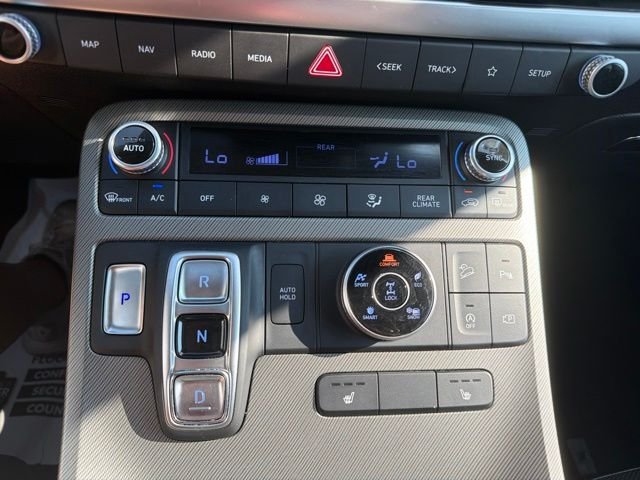 Used 2024 White Hyundai SEL image 41