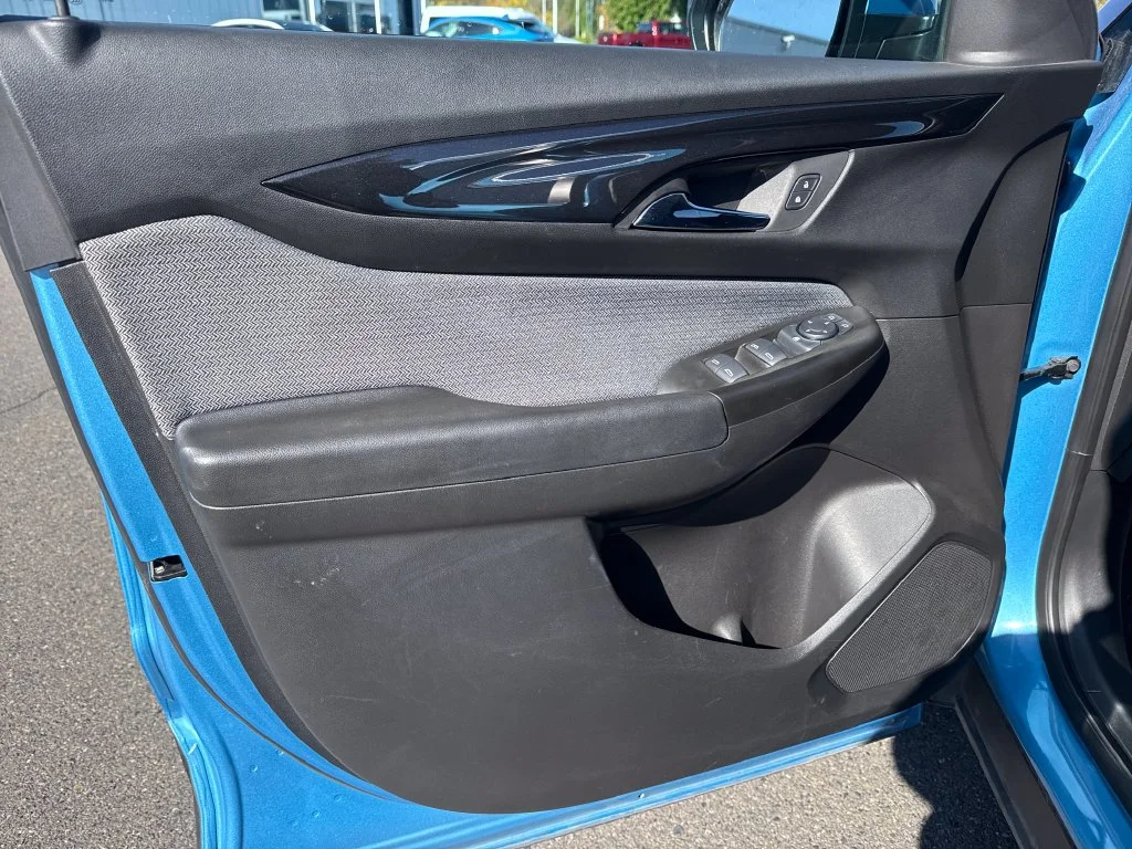 Certified Used 2025 Blue Chevrolet LT image 17
