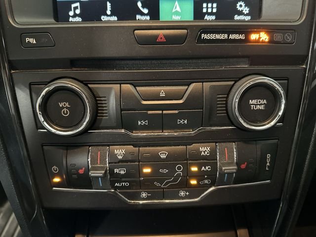 Used 2017 Black Ford XLT image 21