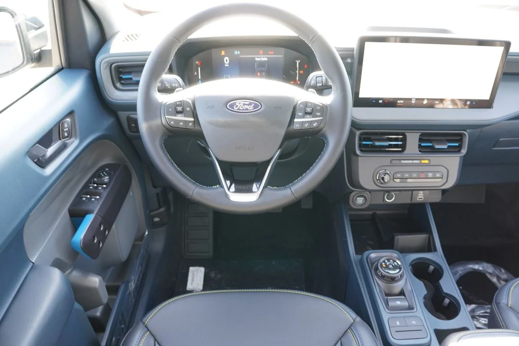 New 2026 Black Ford Lobo Standard image 13