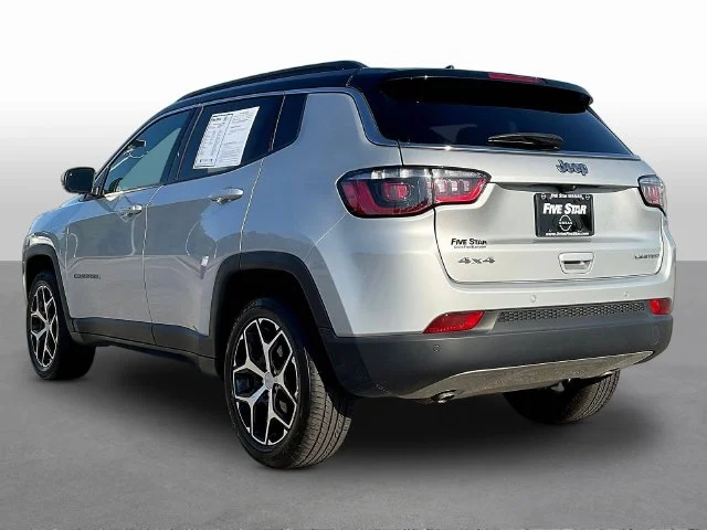 Used 2024 Silver Jeep Limited image 5