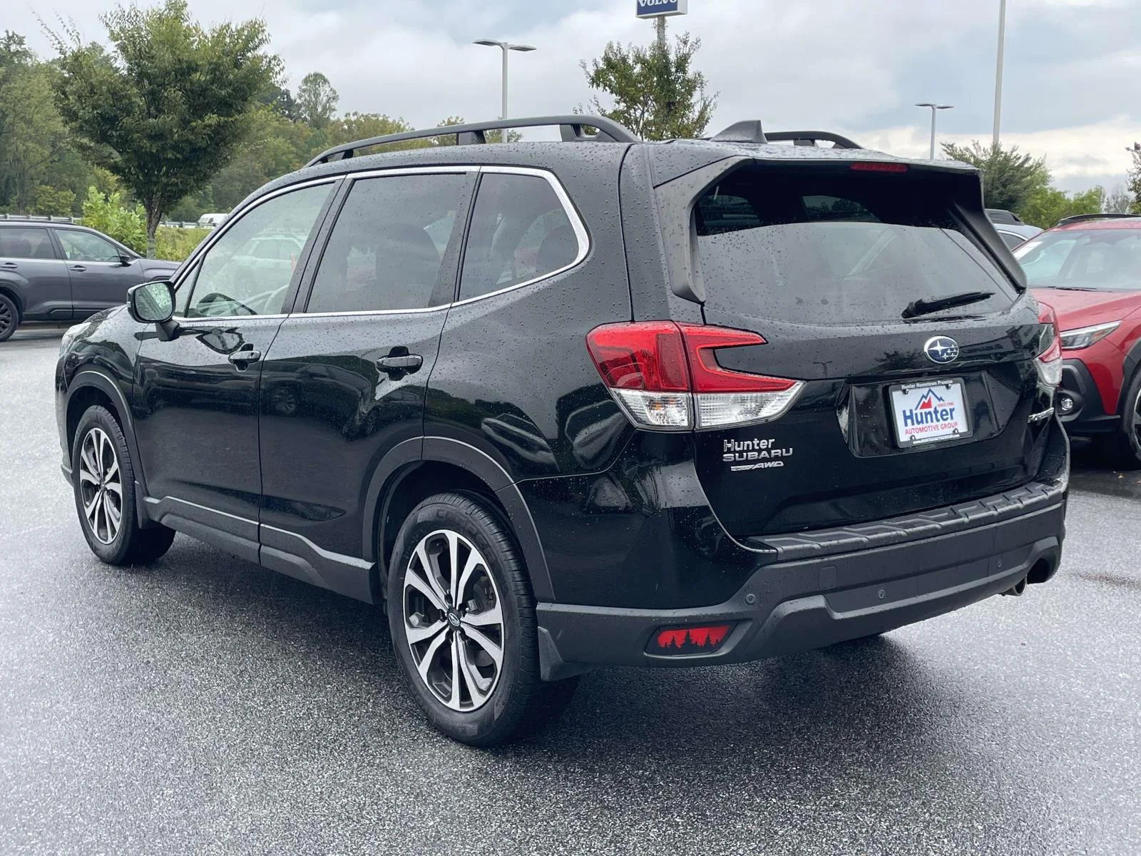 Used 2022 Crystal Black Silica Subaru Limited image 28