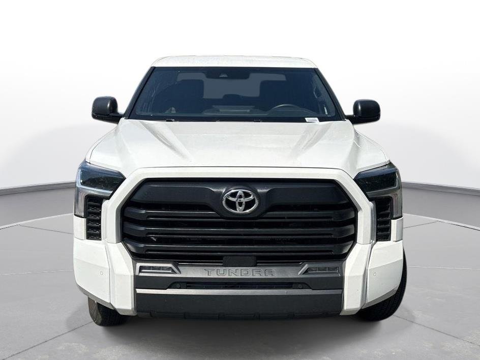 Used 2025 Ice Cap Toyota SR5 image 3