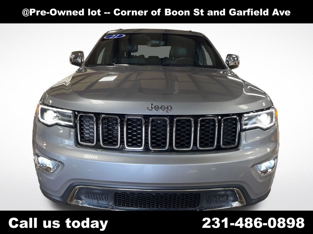 Used 2021 Silver Jeep Limited image 8