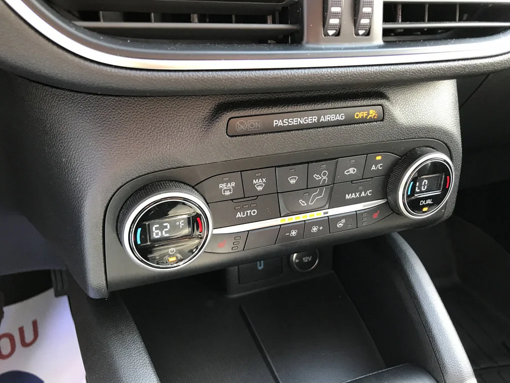 Pre-Owned 2020 Ford Escape Titanium