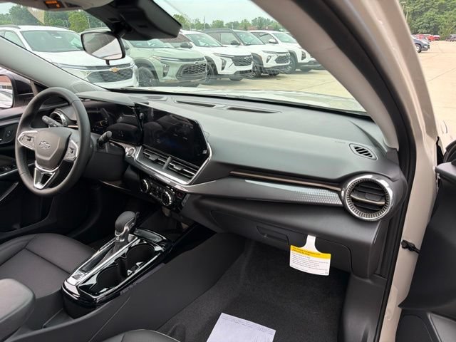 2026 Chevrolet Trax Activ - Photo 30