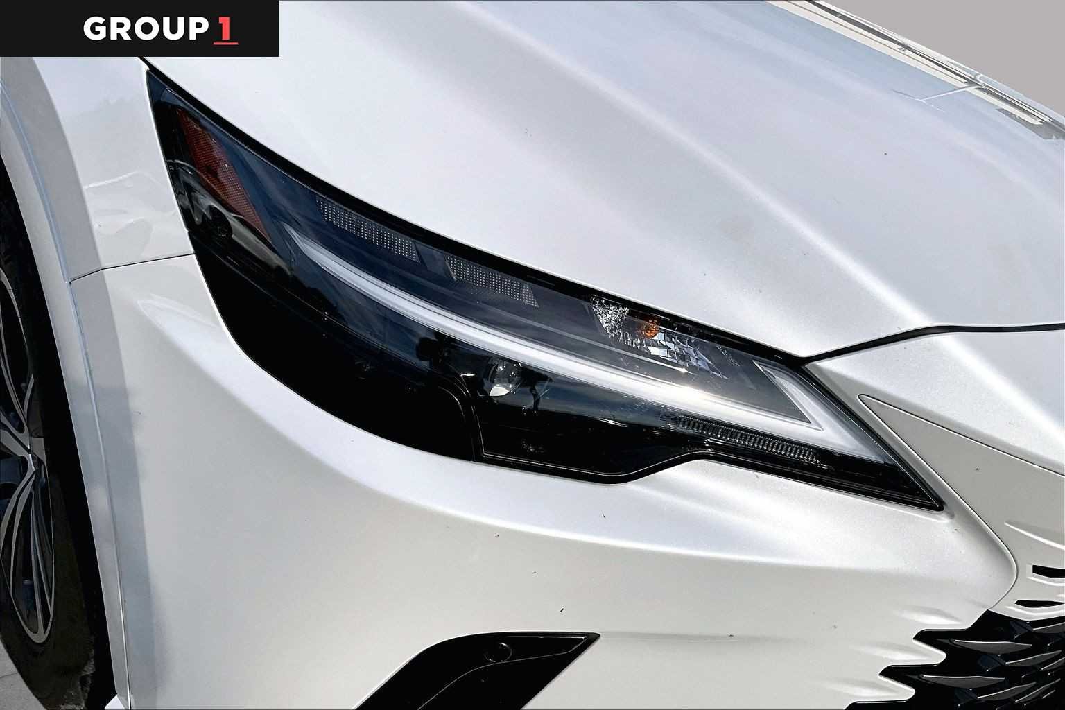 Used 2026 Eminent White Pearl Lexus Premium image 25