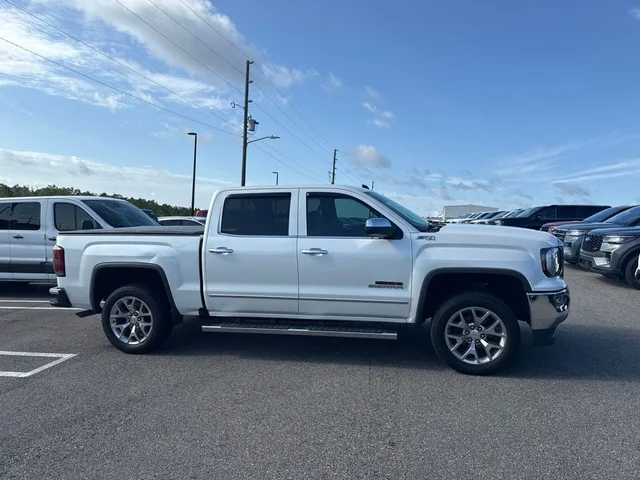 2017 GMC Sierra 1500 SLT