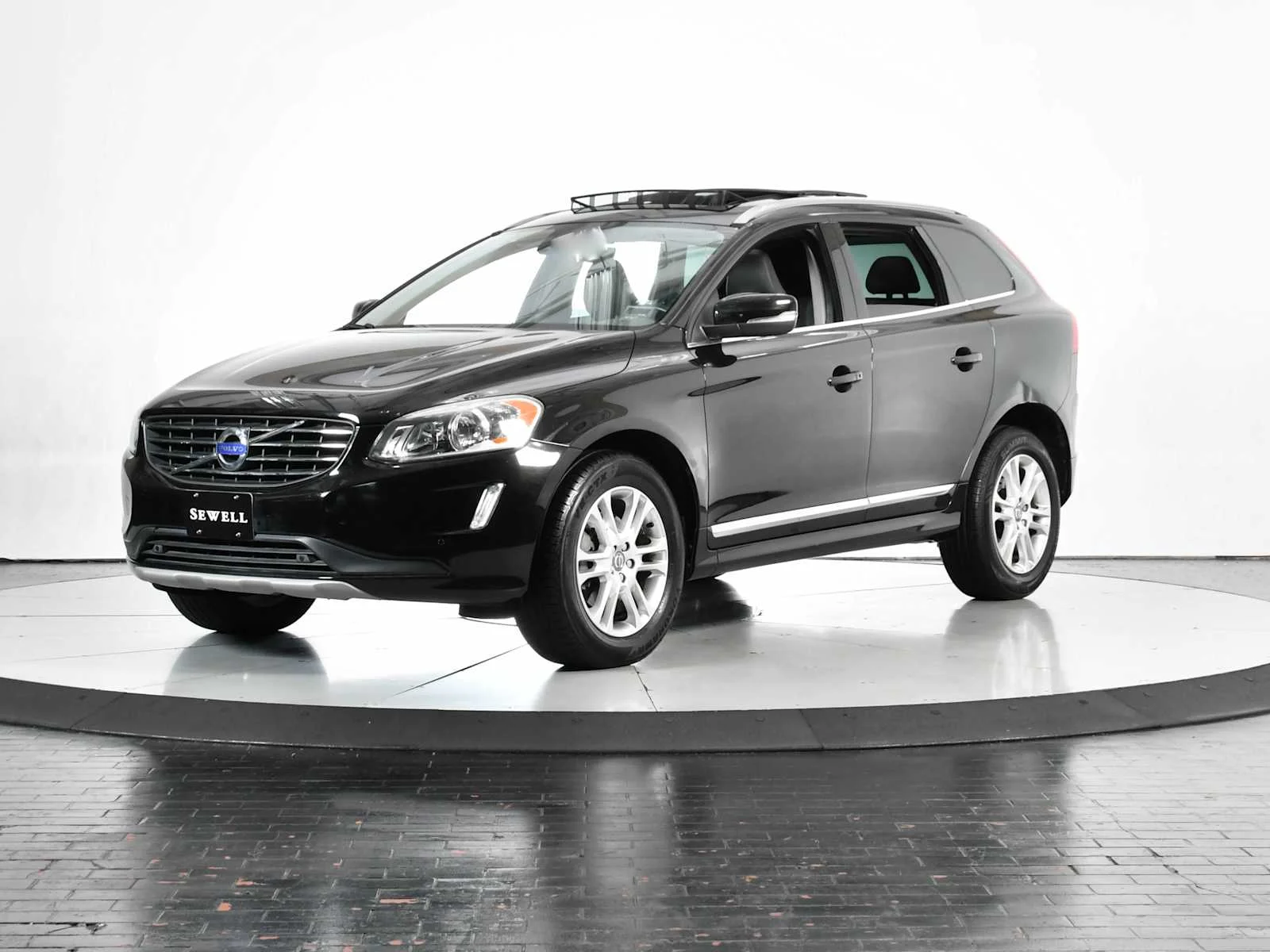 2016 Volvo XC60 T5 Drive-E FWD Premier's photo
