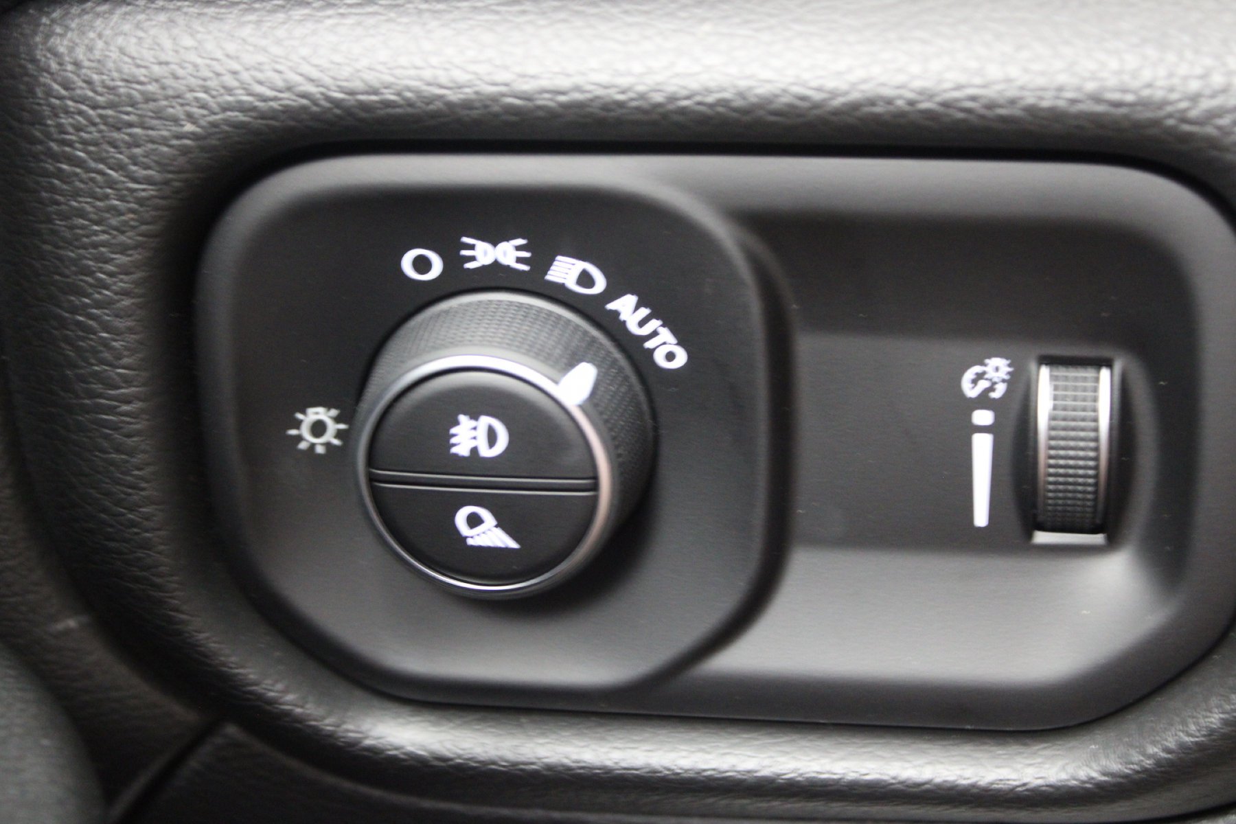 2026 RAM Ram 2500 Pickup Tradesman - Photo 10