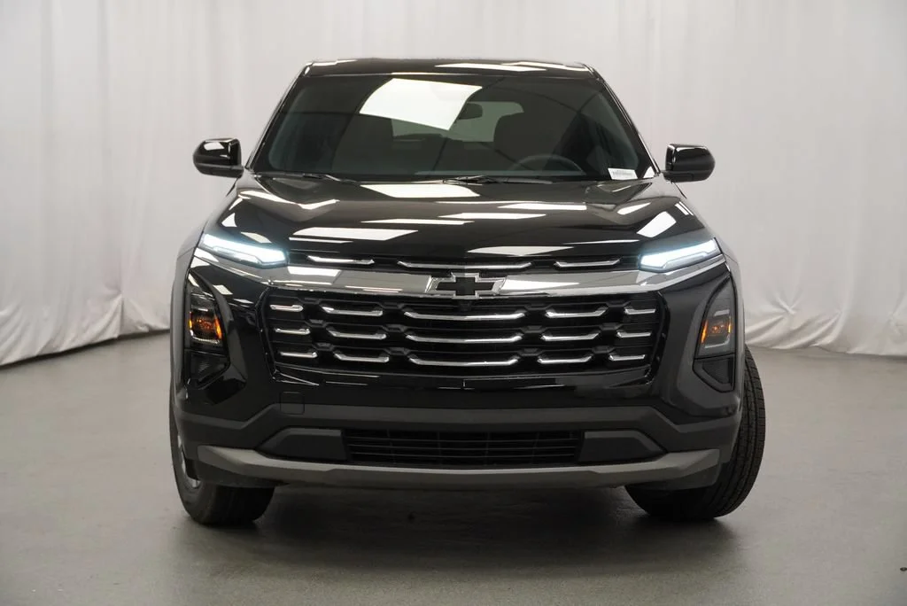 2027 Chevrolet Equinox LT - Photo 32