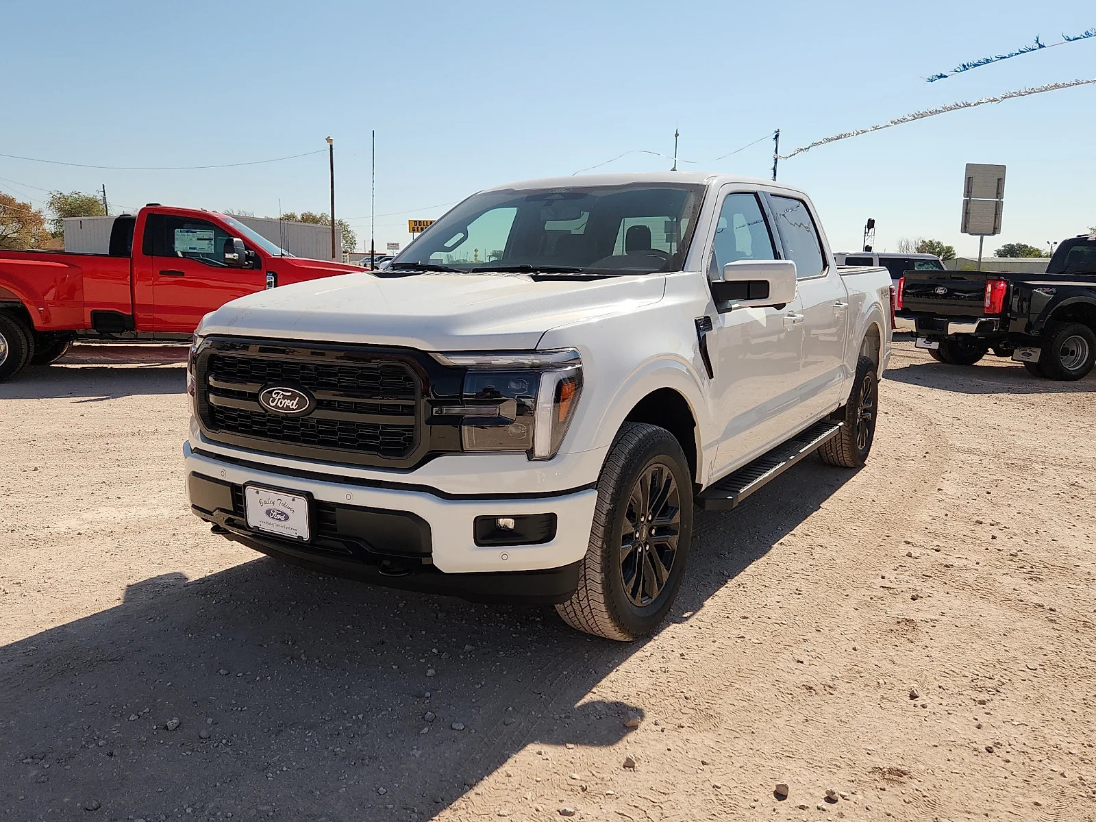 New 2026 Star White Metallic Tri-Coat Ford Lariat image 3
