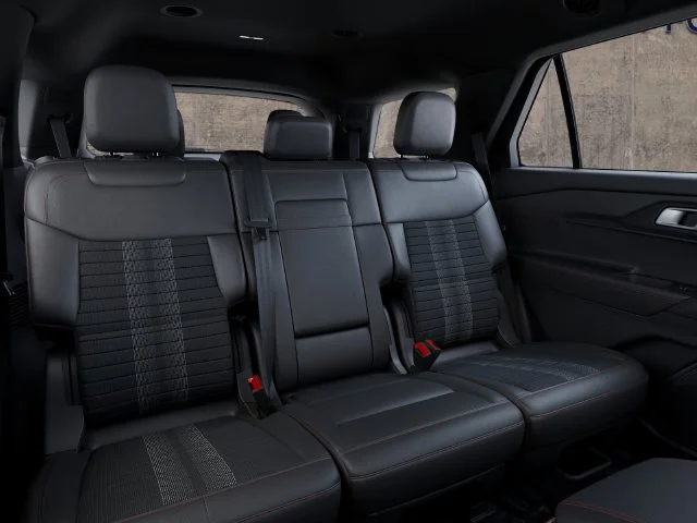 New 2027 Avalanche Gray Ford ST-Line image 13
