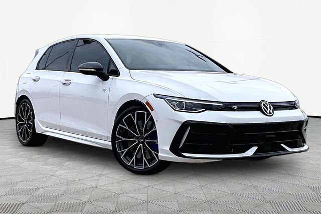 Used 2025 White Volkswagen 2.0T image 11