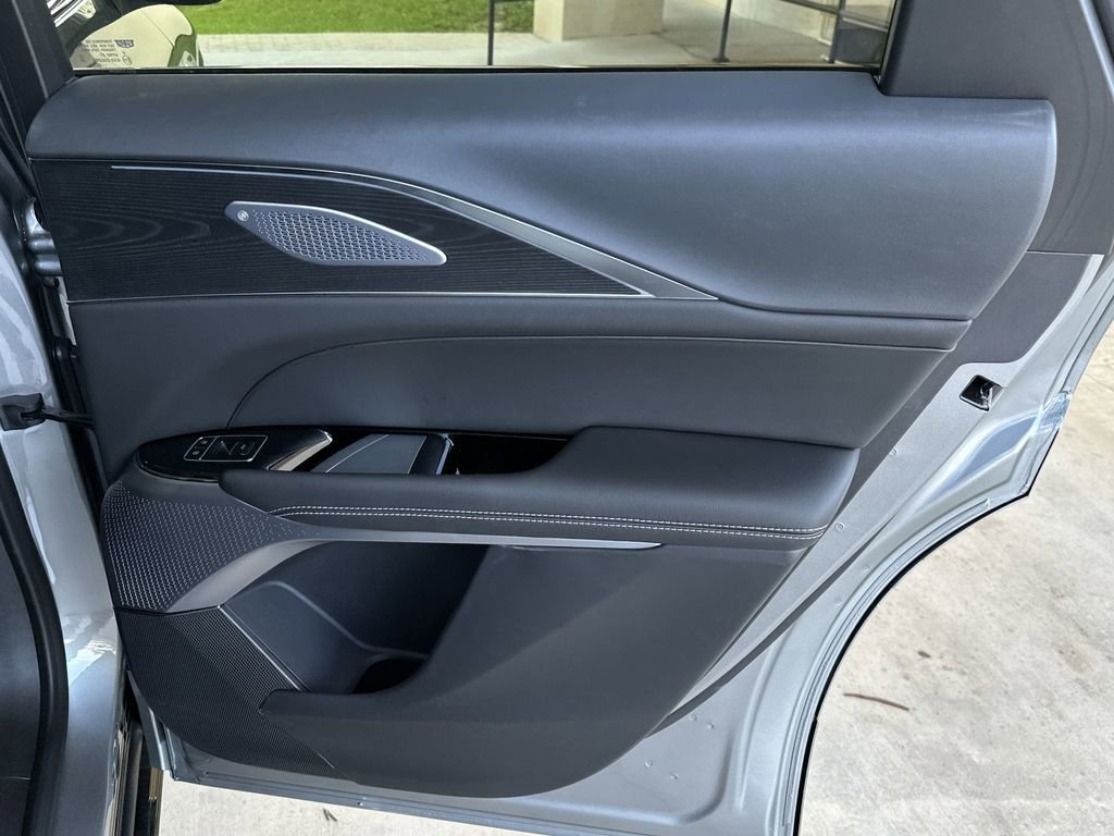 2026 Cadillac LYRIQ V - Photo 34
