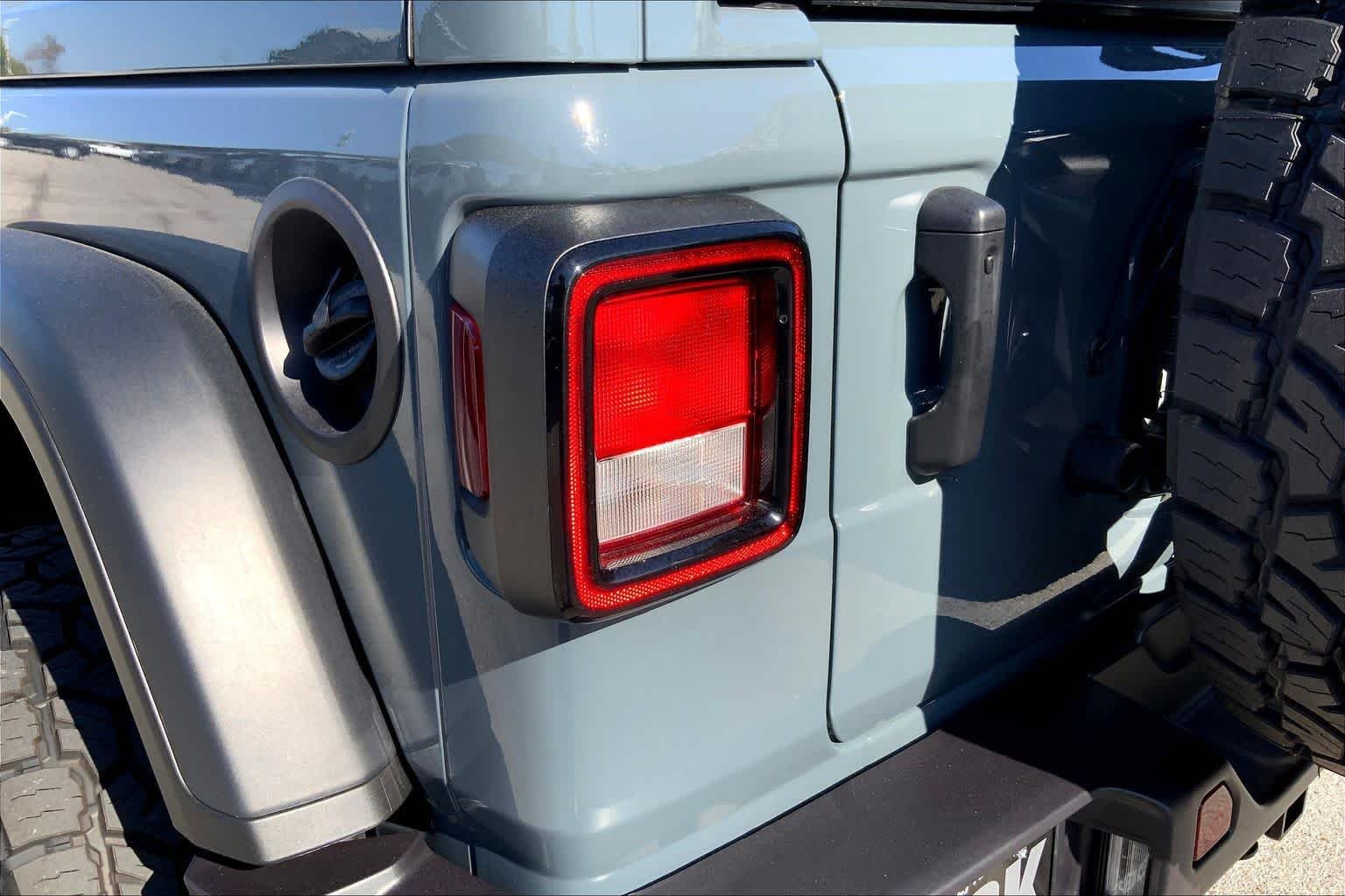 New 2025 Anvil Clear-Coat Exterior Paint Jeep Willys image 12