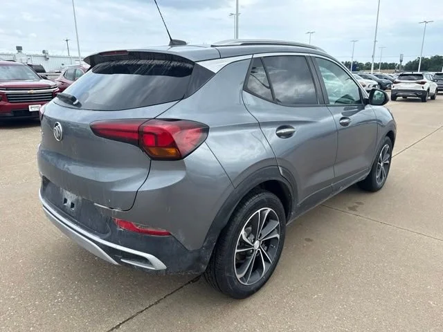 Used 2022 Satin Steel Metallic Buick Select image 3