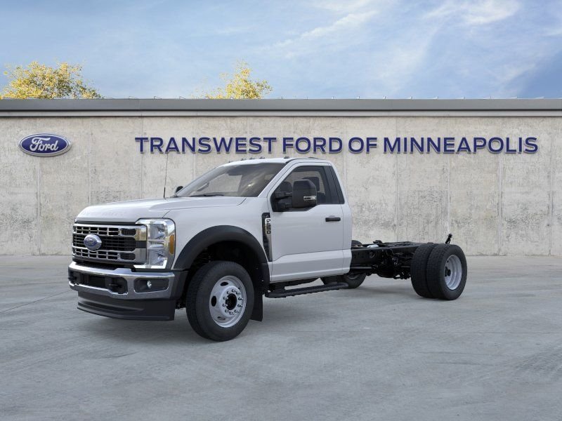 2025 Ford F-550 Super Duty Chassis Cab