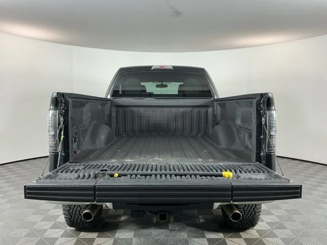 Used 2010  Ford XLT image 7