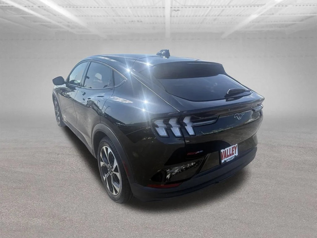 Certified Used 2025 Shadow Black Ford Select image 9
