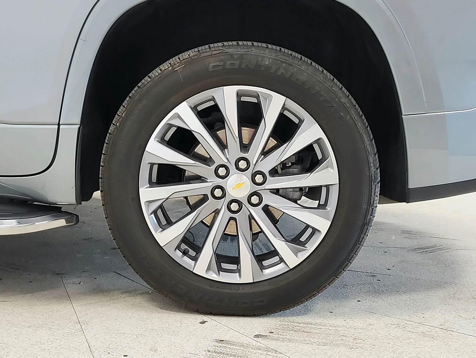 Used 2023 Gray Chevrolet Premier image 14